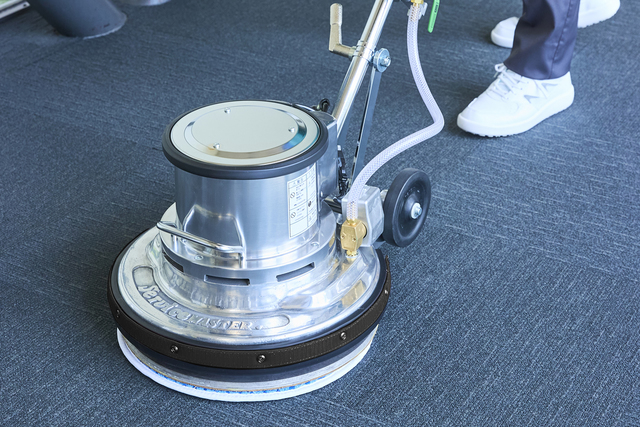 カーペットクリーニング